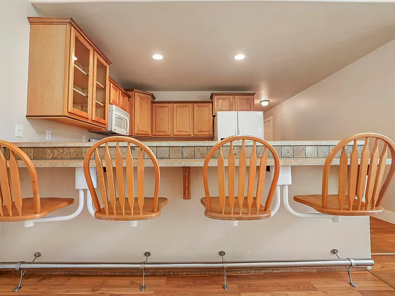 1107 Bailey Ave — Photo 6