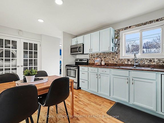 4th image of 35 Robinson St