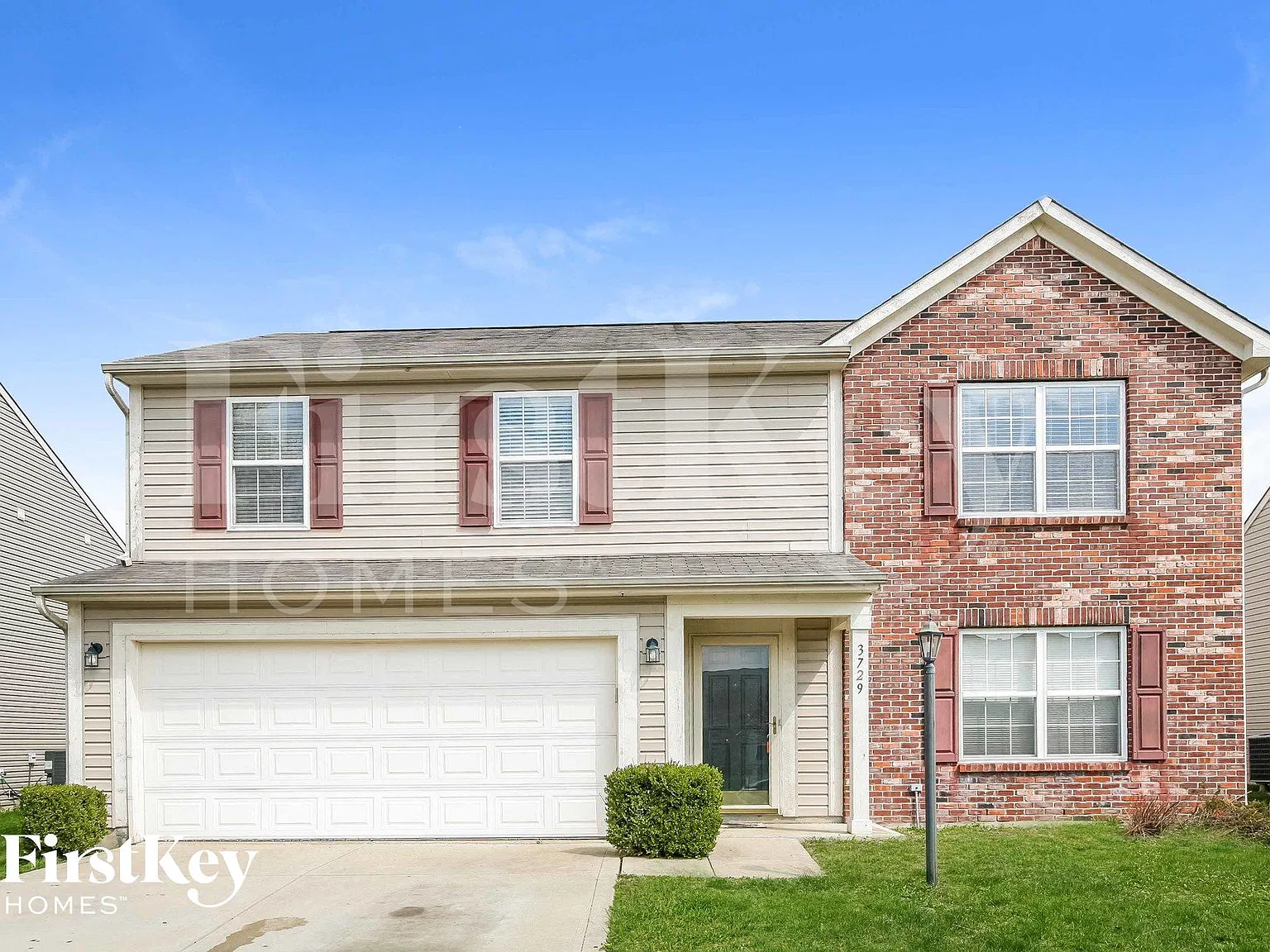 3 bed, 2.5 bath, 2080 sqft, $2,040 — Photo 1