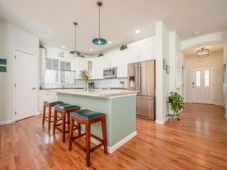 4220 Ravenna Pl — Photo 13