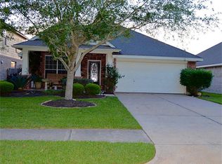 425 Abbey Ln, League City, TX 77573