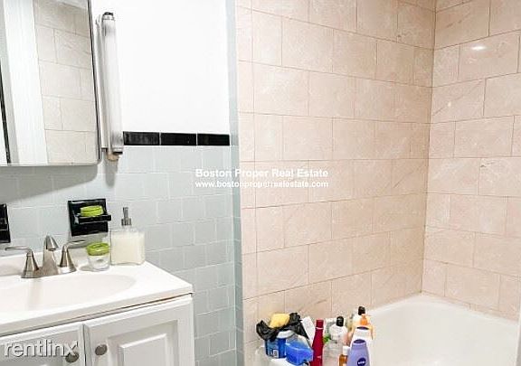 191 Marlborough St. #8 Boston - Back Bay Unit Photo 6
