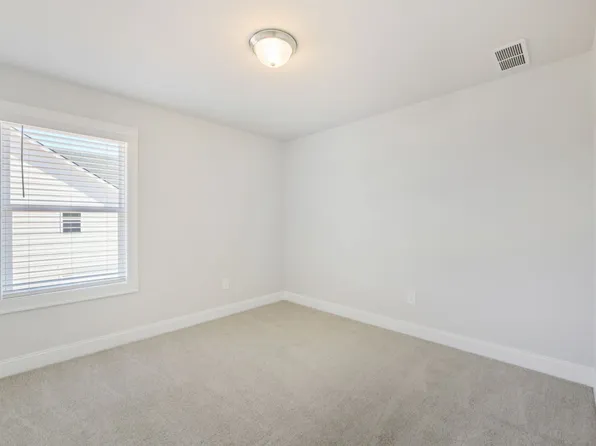 1290 Whitman Cir, Monroe, GA 30656