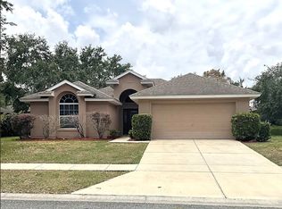 4522 Treasure Cay Rd, Tavares, FL 32778