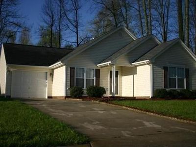 2403 Kasarda Dr, Greensboro, NC, 27406