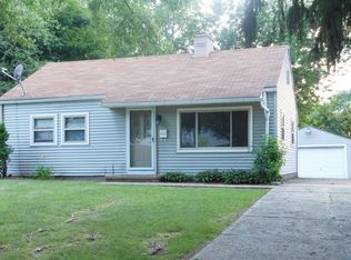 888 Cree Ave, Akron, OH 44305