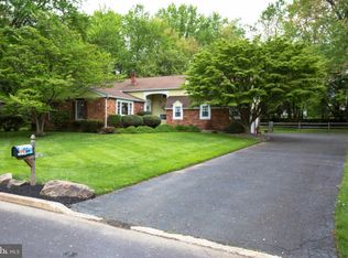 64 Grace Dr, Richboro, PA 18954