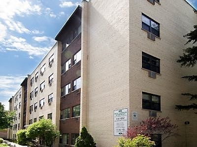 1st image of 606 W Cornelia Ave APT 280