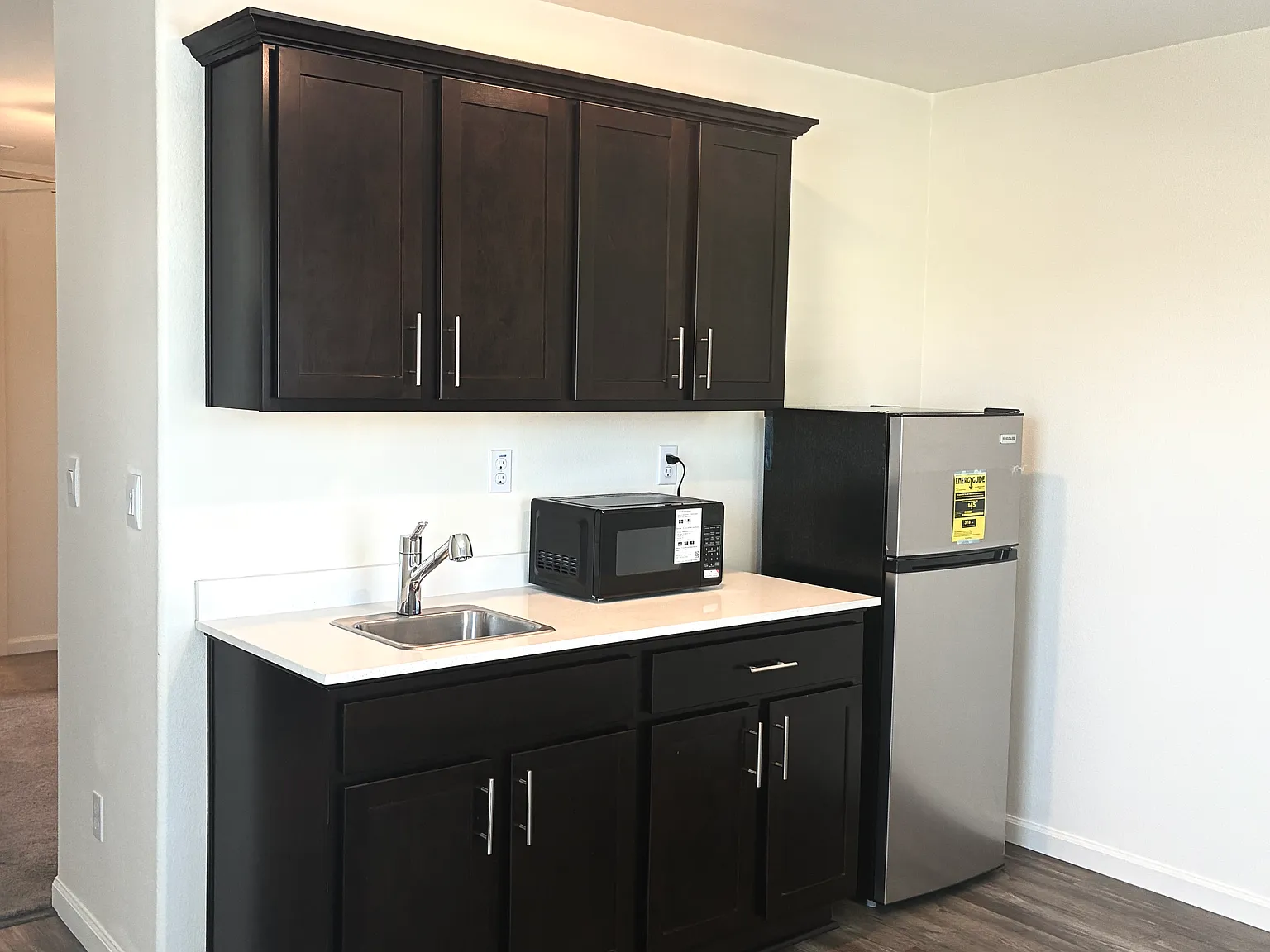 Studio, 500 sqft, $1,300 — Photo 1