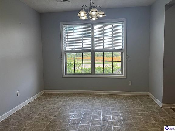 5th image of 157 Twin Lakes Dr