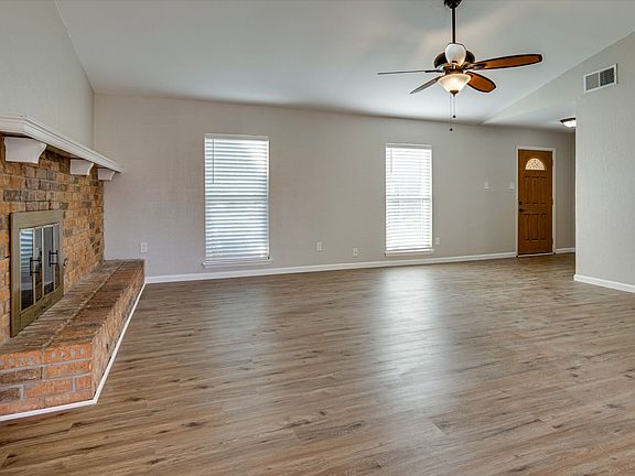 4th image of 5117 Grady Ct