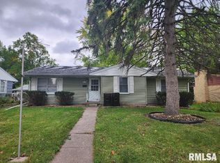 217 Pine St, Morrison, IL 61270