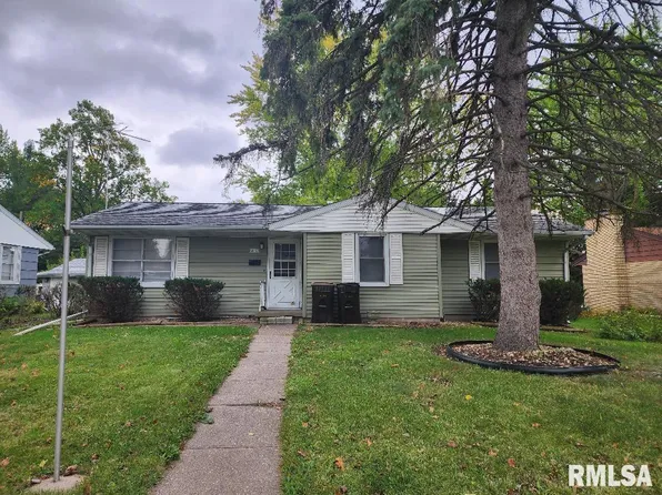 217 Pine St, Morrison, IL 61270