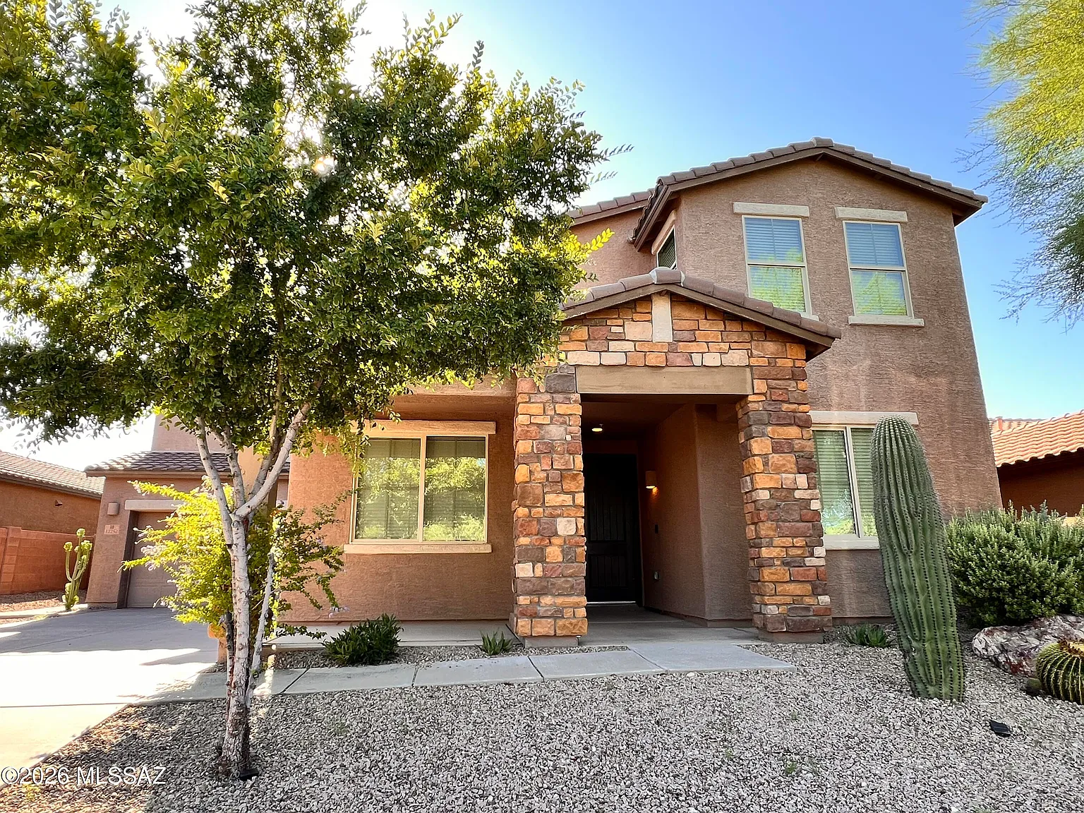 5 bed, 4.0 bath, 3371 sqft, $3,500 — Photo 1