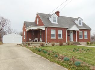 304 Chestnut St, Lebanon, KY 40033
