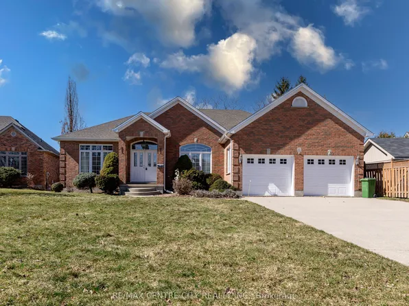 6 Huntington Ter, Saint Thomas, ON N5R 6H1