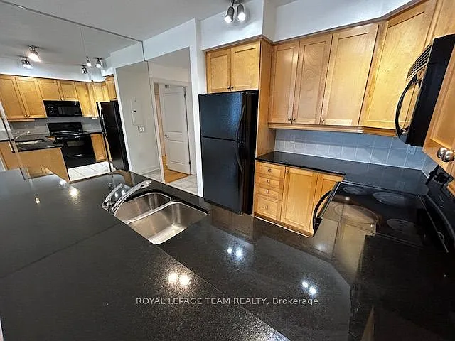 570 Laurier Ave W #1801 — Photo 22