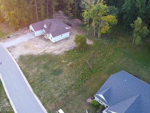 5th image of 36 Whitefield Blvd