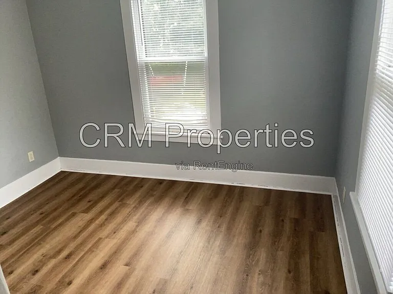 717 E Mulberry St #1 — Photo 12