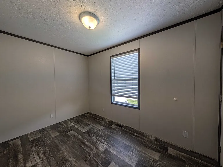 38000 Le Chateau Blvd #491 — Photo 11