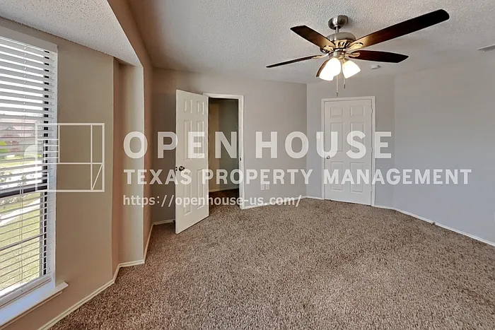 928 Fenimore Dr — Photo 16