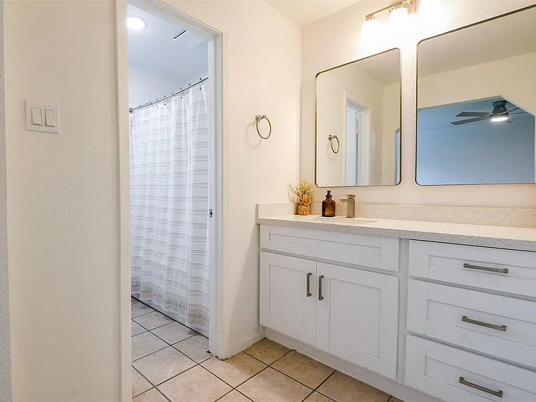 5635 Greenhill Forest Dr — Photo 18