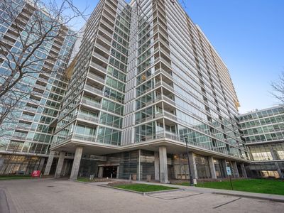 9655 Woods Dr UNIT 905, Skokie, IL, 60077