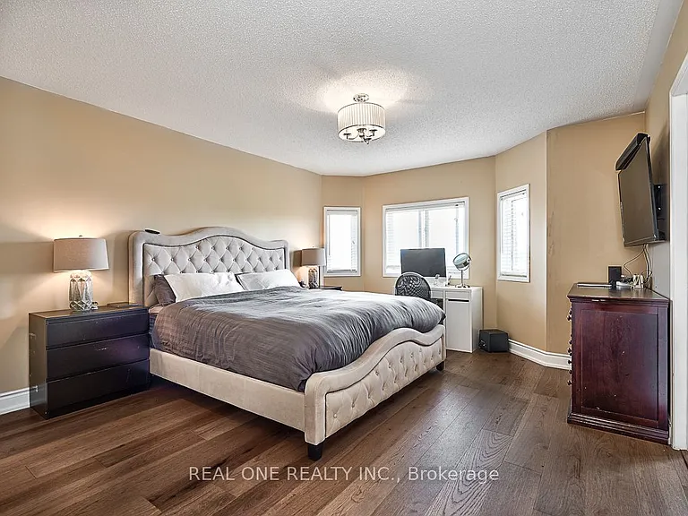 5881 Blue Spruce Ave — Photo 13