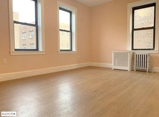 3524 94th St APT 1D, Jackson Heights, NY 11372