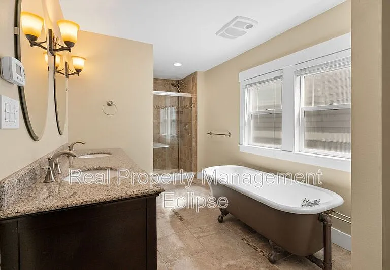 26616 NE Valley St #A — Photo 14