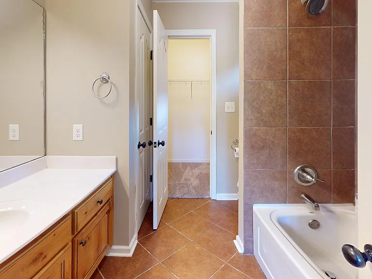9 Moss Woods Cv — Photo 19