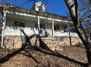 2311 Ridgecrest Dr, Knoxville, TN 37918
