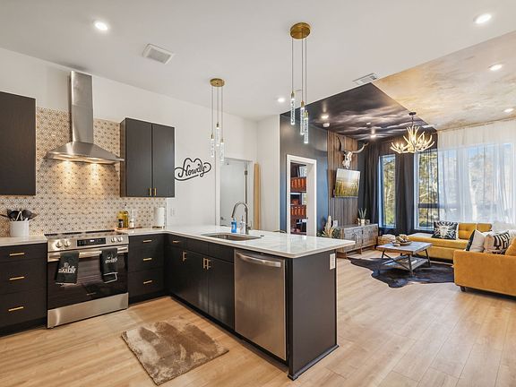 4th image of 1310 Lischey Ave #306