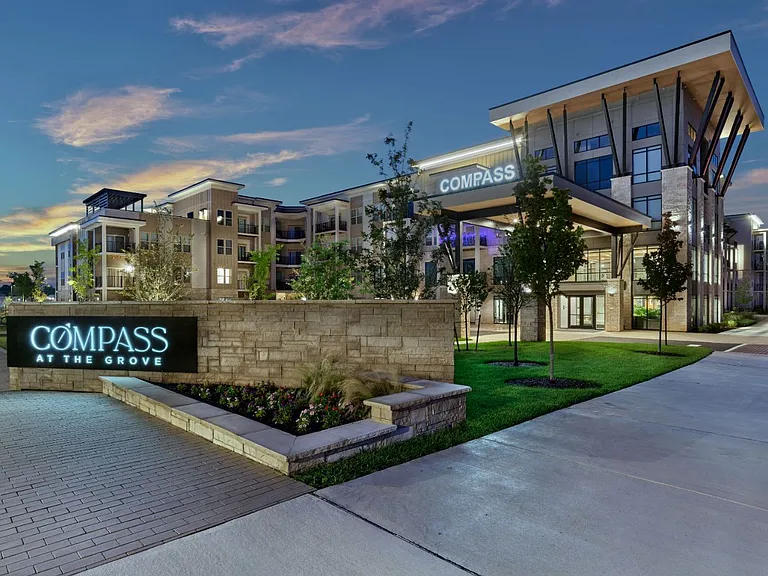 Compass at The Grove — Photo 42