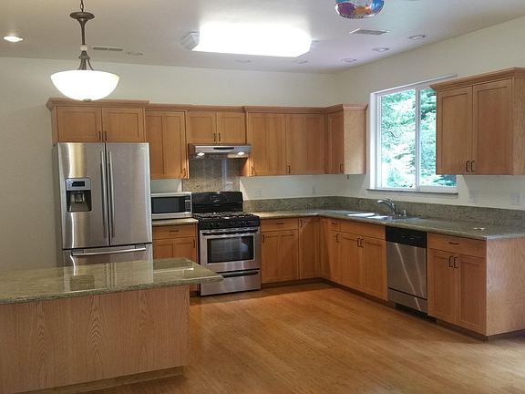 4th image of 109 Ponderosa Ct