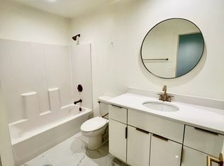 301 S Main St #206, Rockford, IL 61101