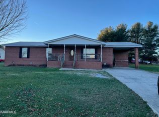 483 Whittenburg Rd, Crossville, TN 38571