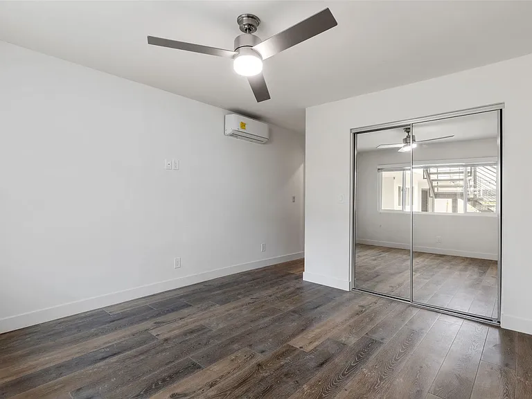 226th St Apartments TIC — Photo 37
