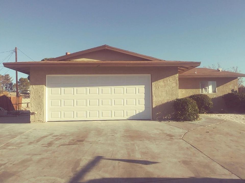 1st image of 15947 La Verida Dr