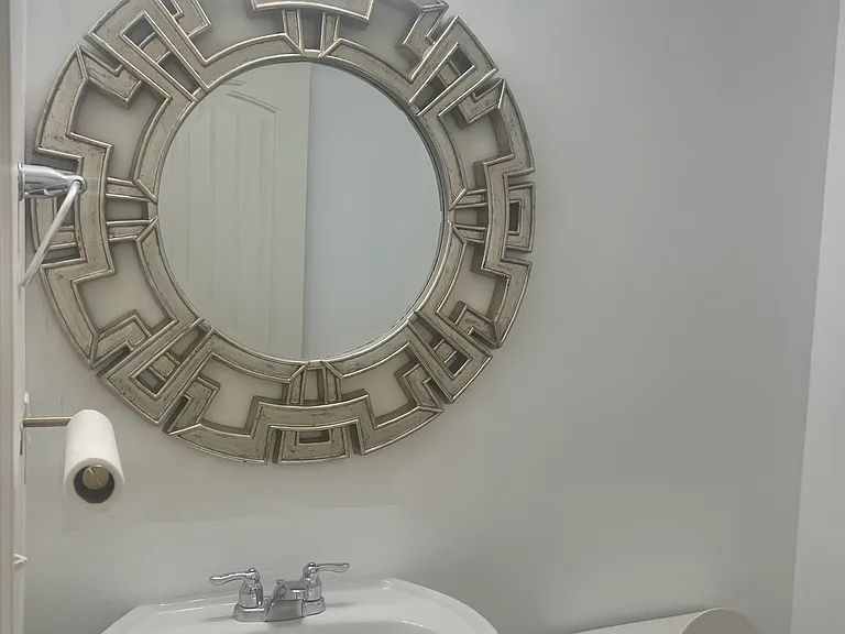 4599 Woodford Cir — Photo 7