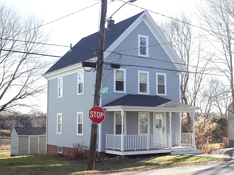 210 Clinton St — Photo 61