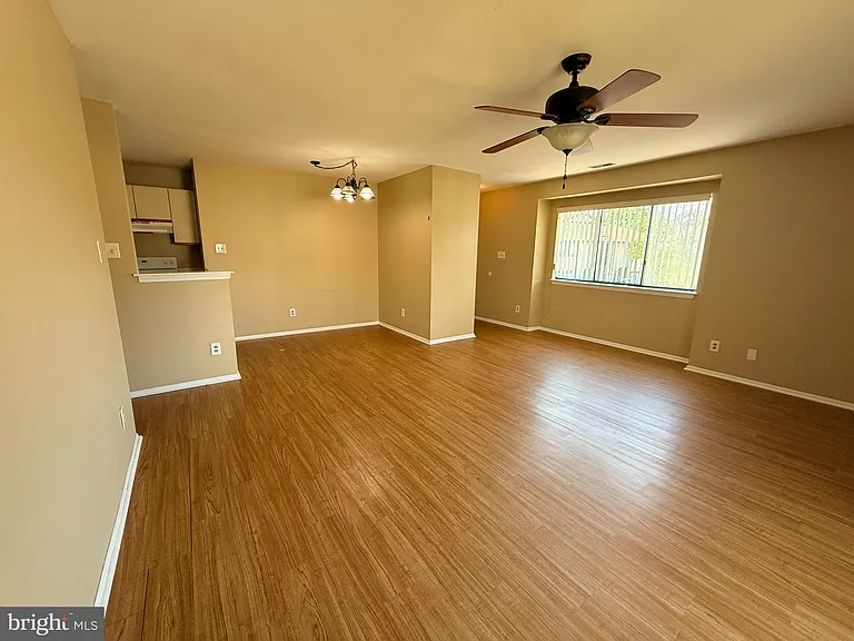 1403 Britton Pl — Photo 5