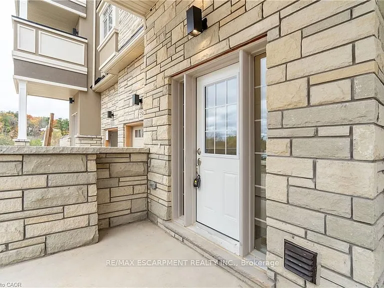 305 Garner Rd W #39 — Photo 2