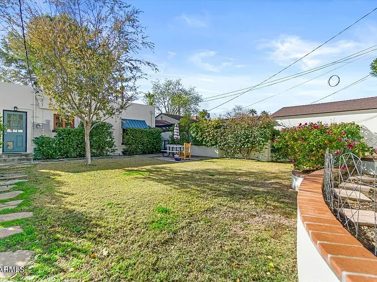 514 W Palm Ln — Photo 22