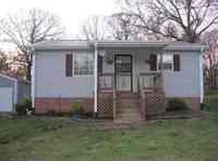 1131 Crownover Rd, Lexington, TN 38351