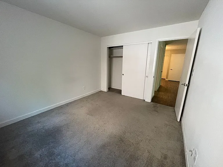 Ariel Place — Photo 42