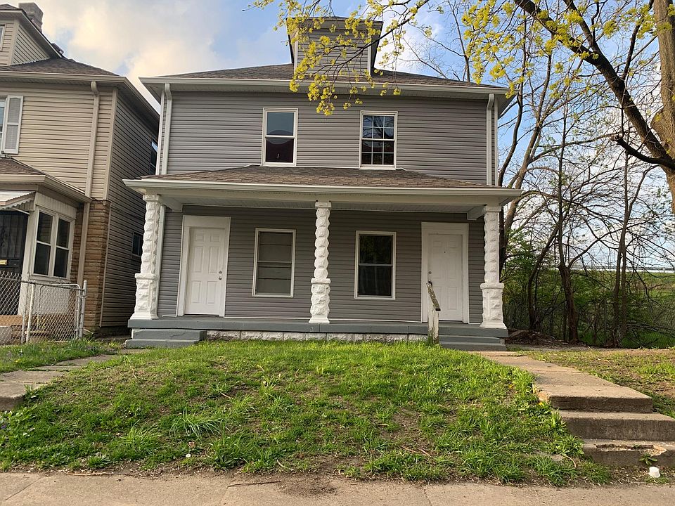 1st image of 1008 W 31st St