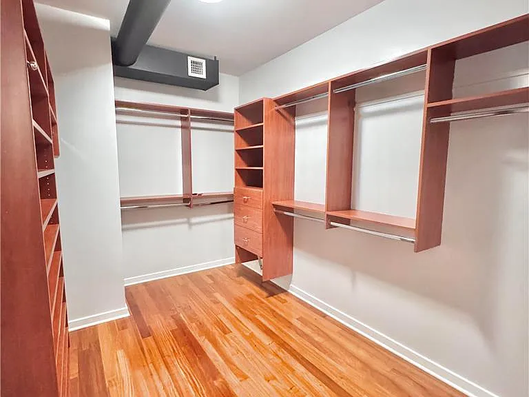 11 W 2nd St #101 — Photo 26