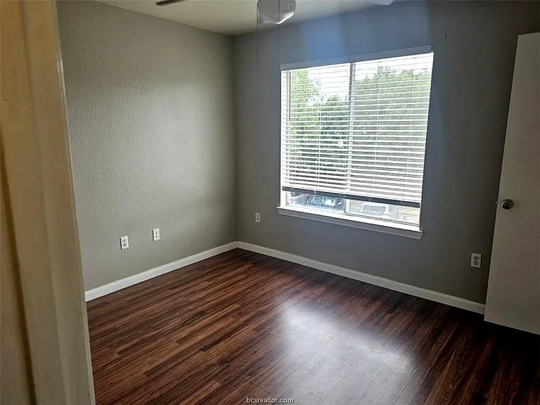 519 Parkway #201 — Photo 13