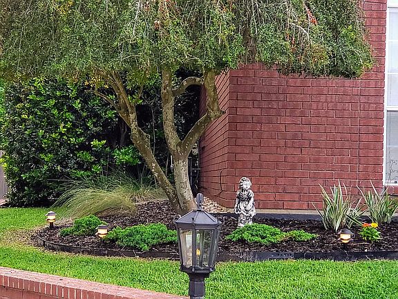 4th image of 222 Creek Stone Dr